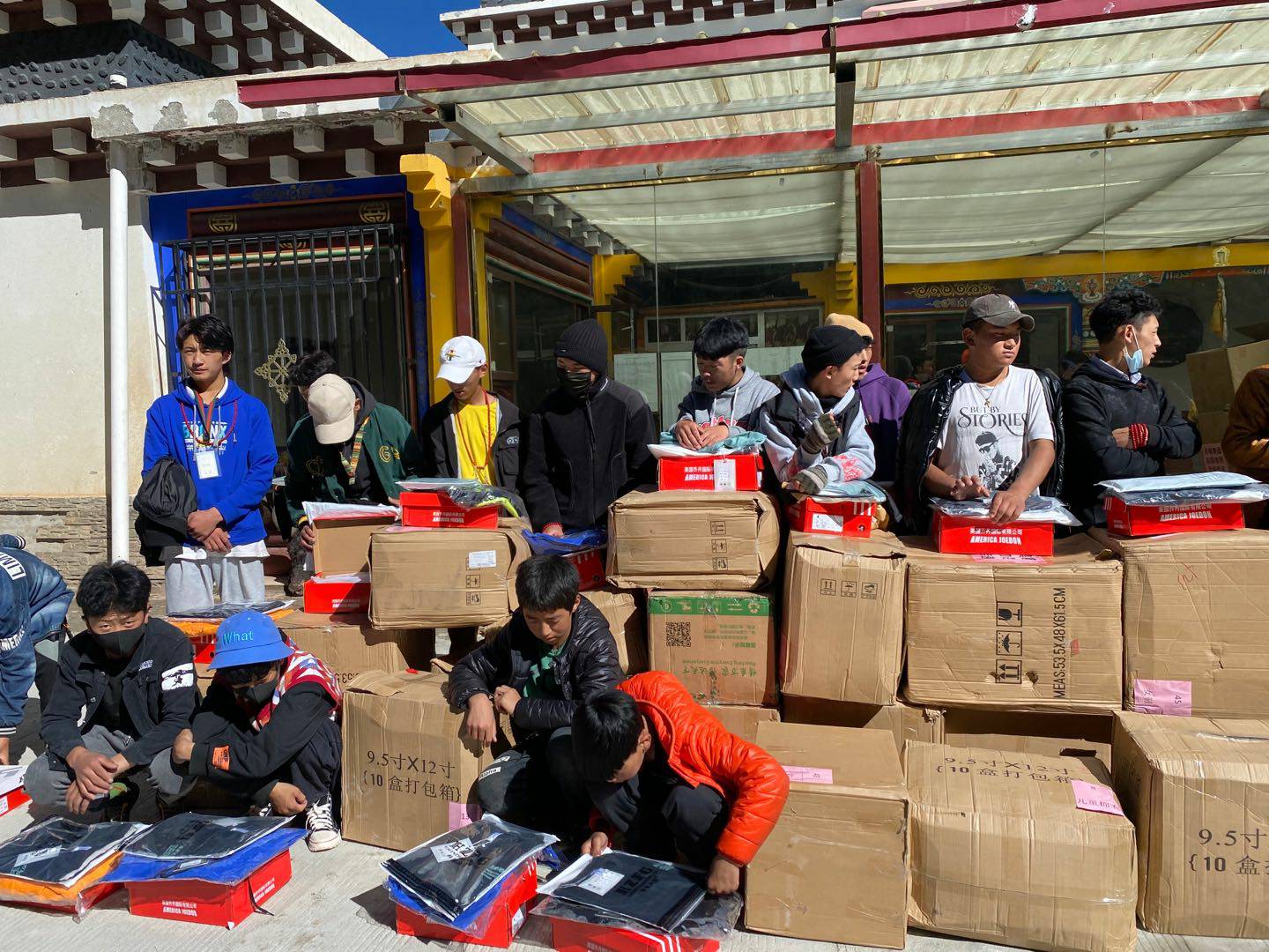 宁波张伟新媒体营销策划有限公司公益回顾丨家国同欢月同圆 温暖满载甘孜州(图7)