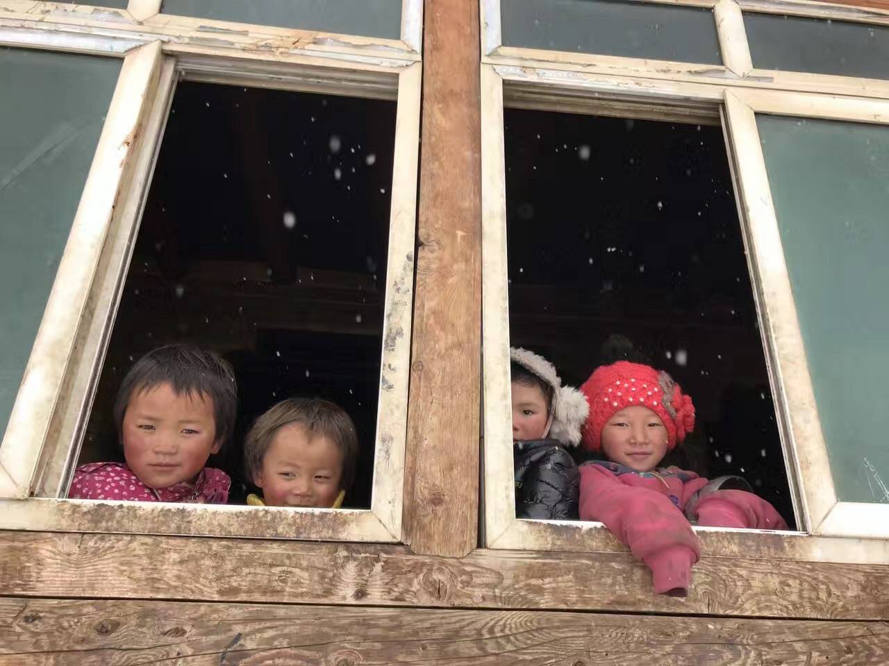 宁波张伟新媒体营销策划有限公司公益回顾丨家国同欢月同圆 温暖满载甘孜州(图9)